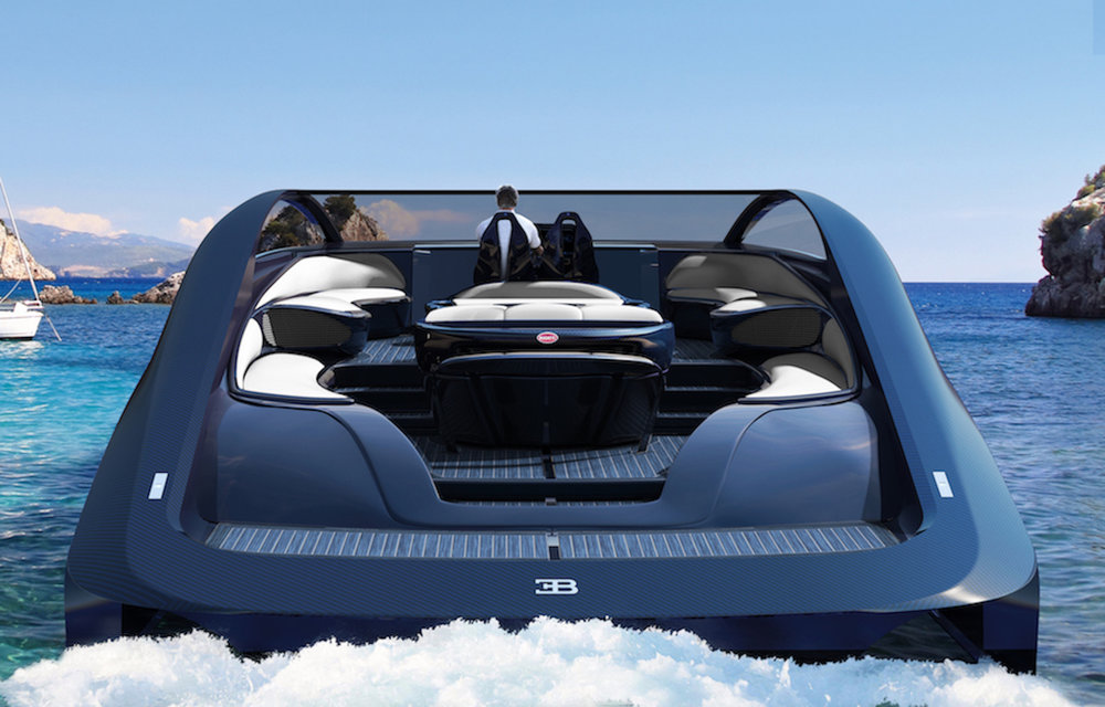 Bugatti Niniette 66 running transom.jpg
